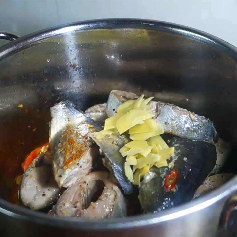 VIỆT TRUNG QB