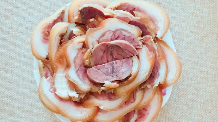 chân giò ngâm nước mắm