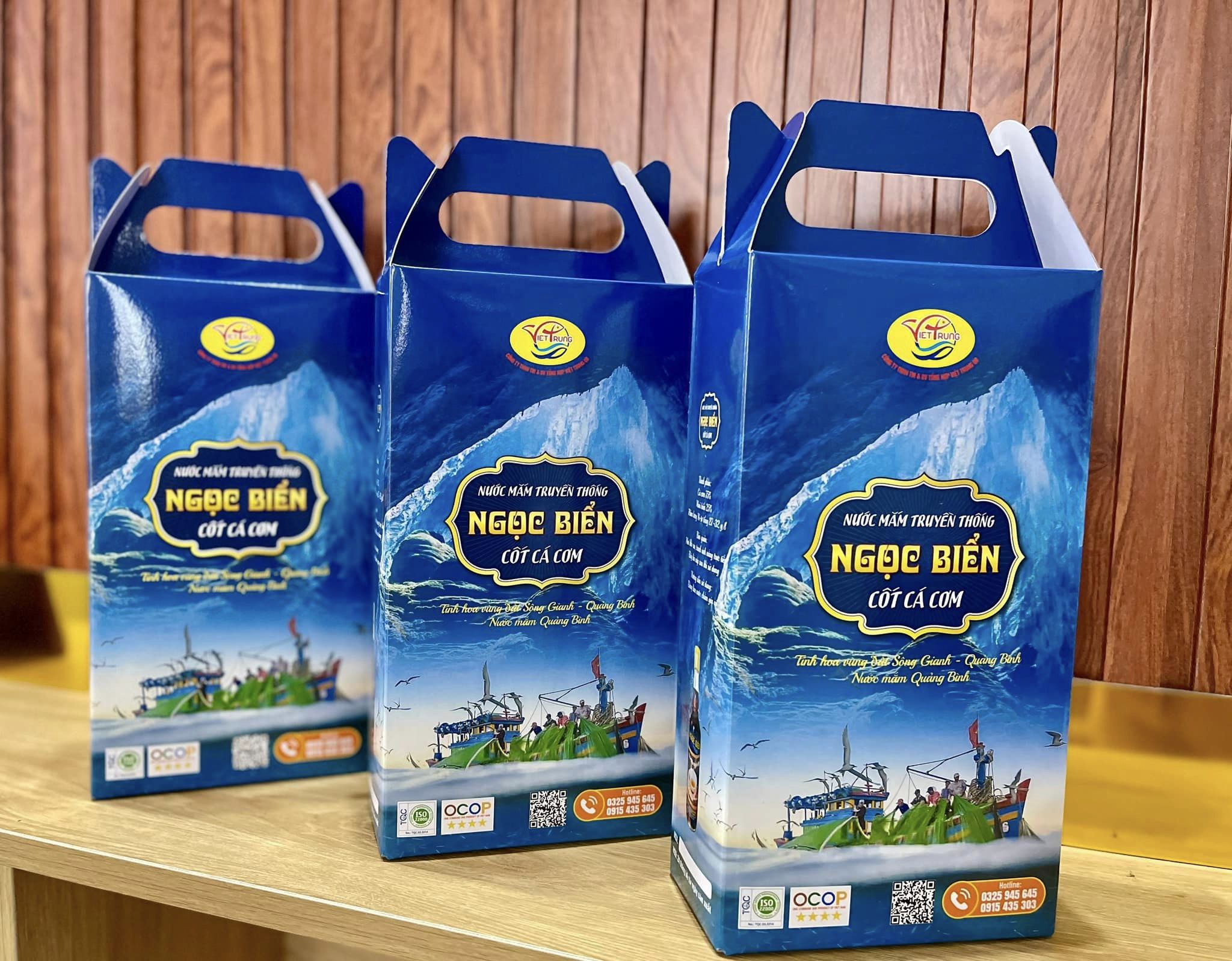 nước mắm cốt cá cơm